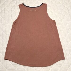 Free Fly tank size medium